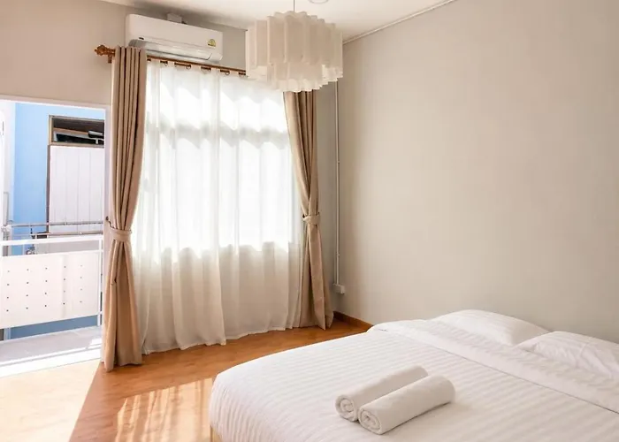 Bann Taladnoi Bangkok